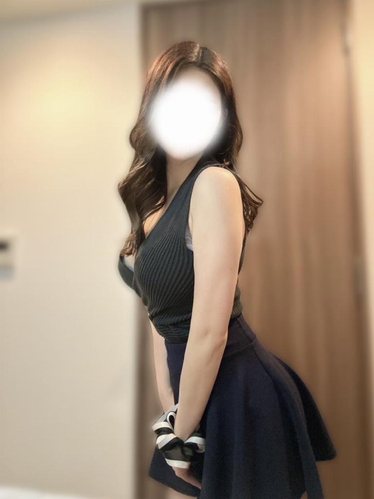 瀧りりか