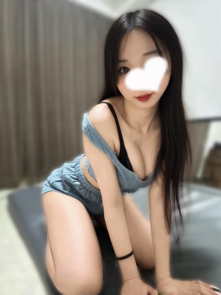 千歳あいら