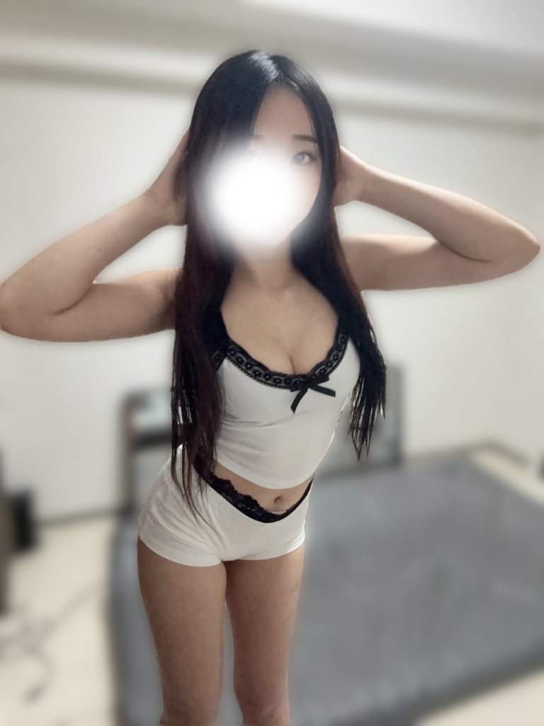千歳あいら