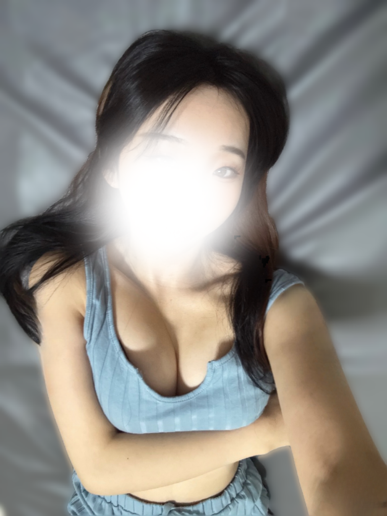 千歳あいら